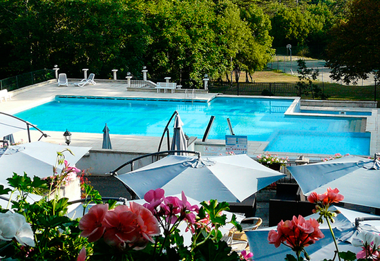 frankrijk-camping-chateau-de-lacomte frankrijk-camping-chateau-de-lacomte