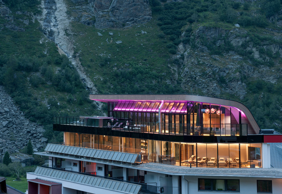 oostenrijk-josl-mountain-lounging oostenrijk-josl-mountain-lounging